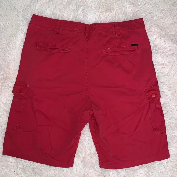 Red Rocawear Shorts - Picture 2 of 3